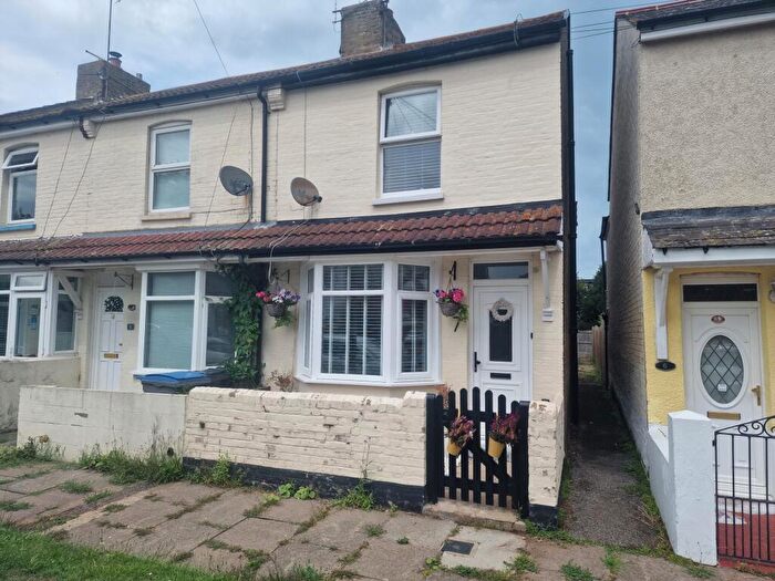 2 Bedroom House To Rent In Woodstock Road, Deal, CT14