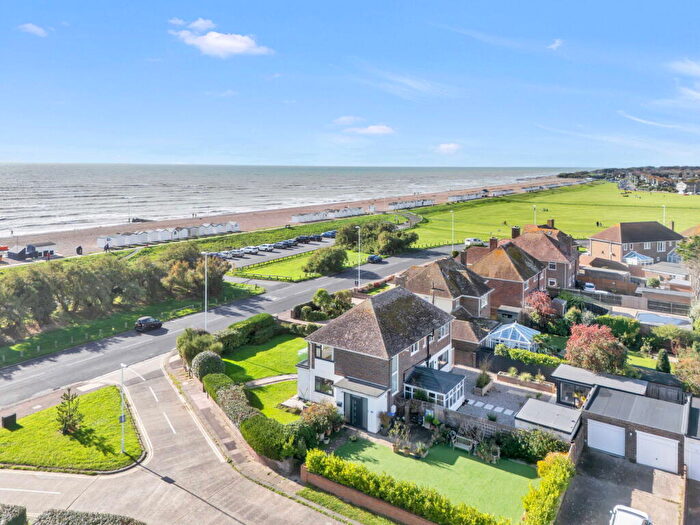 2 Bedroom Apartment For Sale In Marine Crescent, Goring-by-Sea, Worthing, BN12