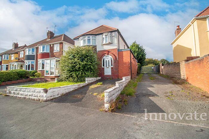 3 Bedroom Detached House For Sale In Sandfields Road, Oldbury, B68