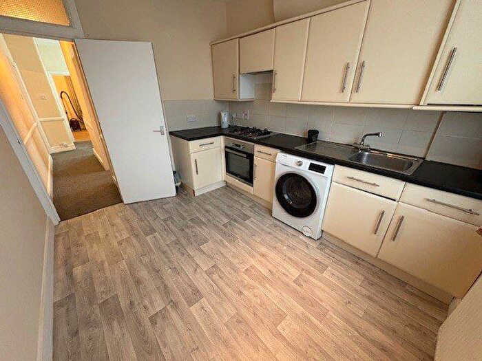 2 Bedroom Flat To Rent In Imperial Drive, Harrow, HA2