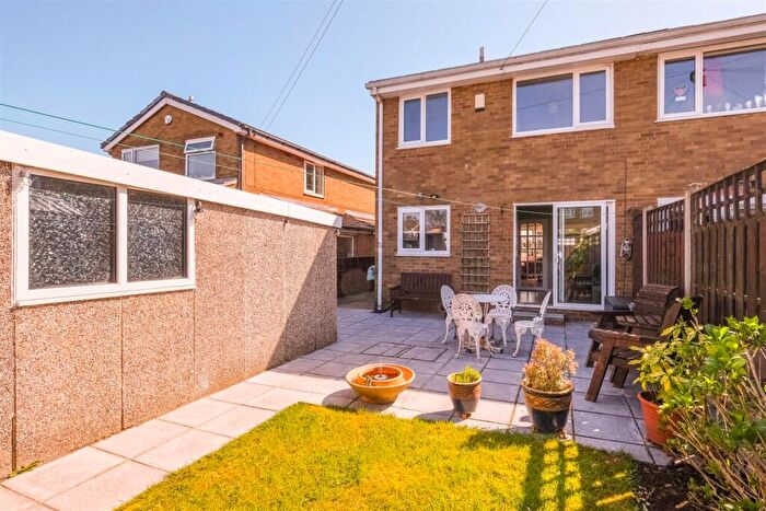 3 Bedroom Semi Detached House For Sale In Foxcroft Drive, Rastrick, Brighouse, HD6