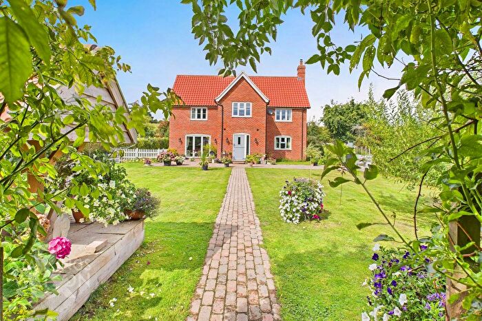 4 Bedroom Detached House For Sale In The Street, Brockdish, Diss, IP21