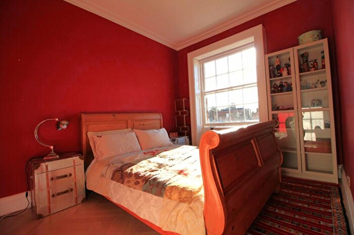 2 Bedroom Apartment To Rent In Lansdown Crescent, Cheltenham, Gloucestershire, GL50