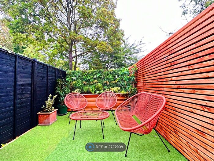 1 Bedroom Flat To Rent In London, London, SE17