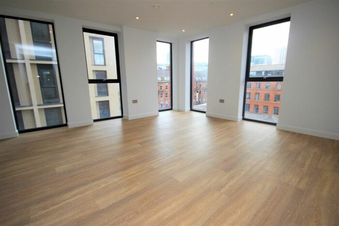 2 Bedroom Flat To Rent In Whitworth Street, Manchester, M1