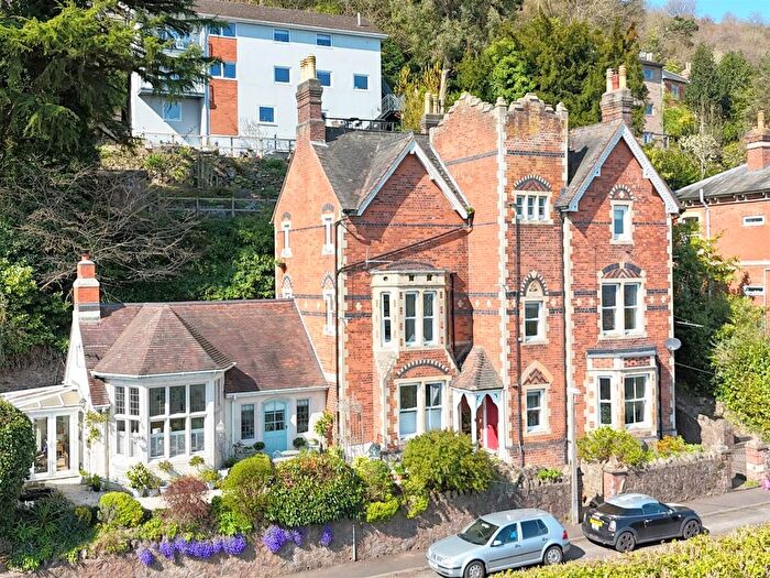 2 Bedroom Flat For Sale In Hanley Terrace, Malvern, WR14