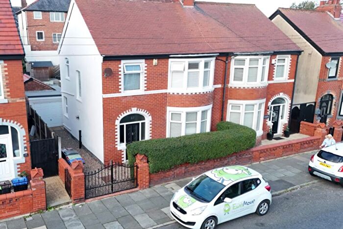 3 Bedroom Semi Detached House For Sale In Collingwood Avenue, FY3