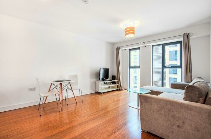 1 Bedroom Apartment To Rent In Greenhouse, Leeds, LS11