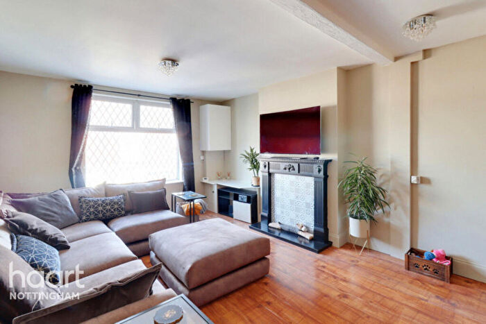 3 Bedroom Apartment For Sale In Station Road, Carlton, NG4