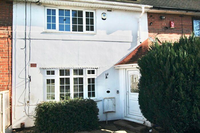 2 Bedroom Terraced House To Rent In Northwood Crescent, Nottingham, Nottinghamshire, NG5