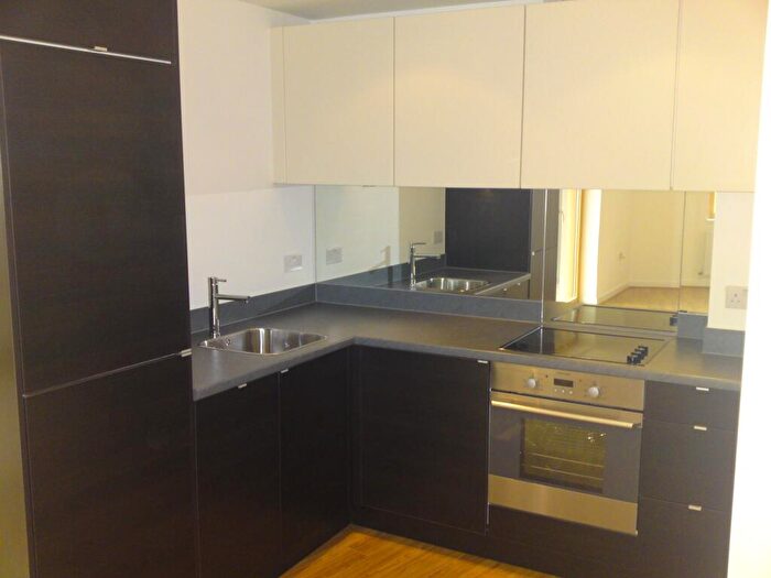 1 Bedroom Apartment To Rent In Bath House, Barking, IG11