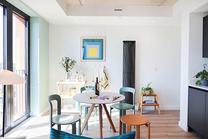 1 Bedroom Apartment To Rent In Glebe Street, Stoke-On-Trent, Staffordshire, ST4