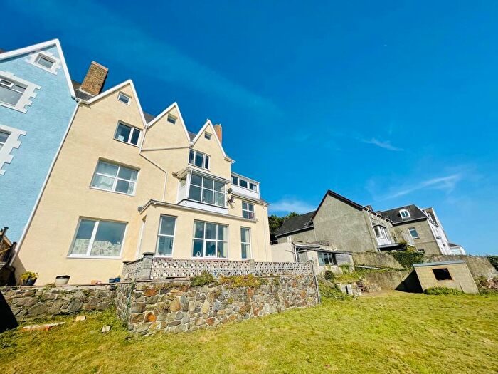 1 Bedroom House To Rent In Milford Haven, SA73
