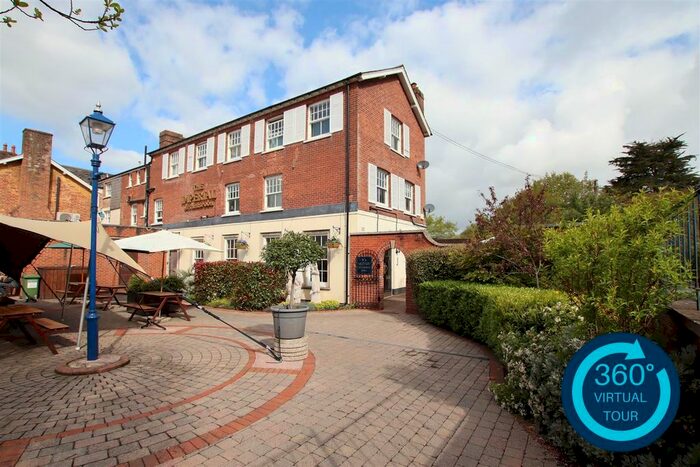 1 Bedroom Flat To Rent In New North Road, Exeter EX4