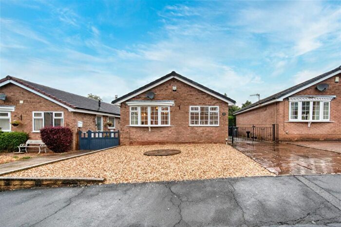 3 Bedroom Detached Bungalow For Sale In Park Avenue, Darley Dale, Matlock, DE4