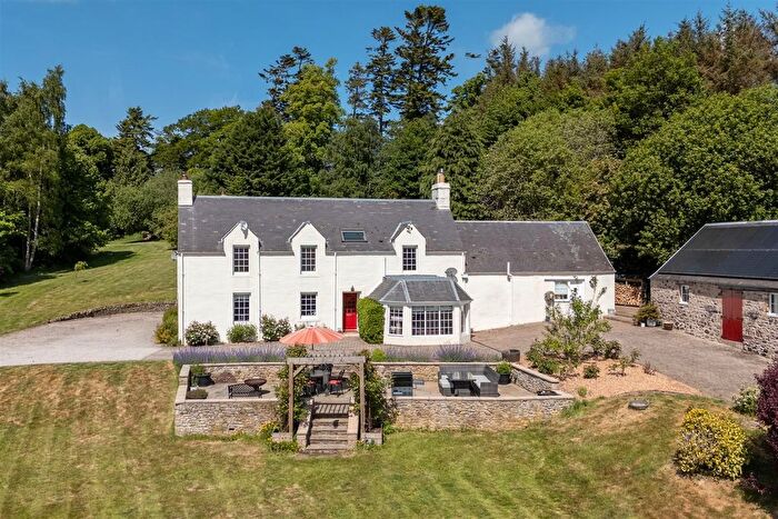 4 Bedroom Farmhouse For Sale In Thickside House, Oxnam Road, Jedburgh, TD8