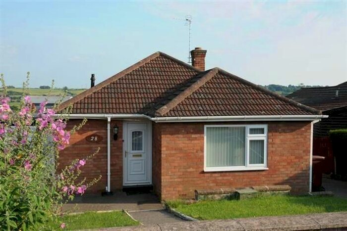 2 Bedroom Detached Bungalow To Rent In Hillside Avenue, Lincoln, LN2