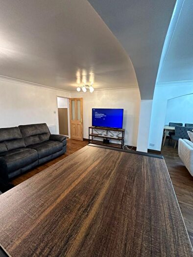 3 Bedroom Property To Rent In Oakridge Drive, Wilenhall, WV12