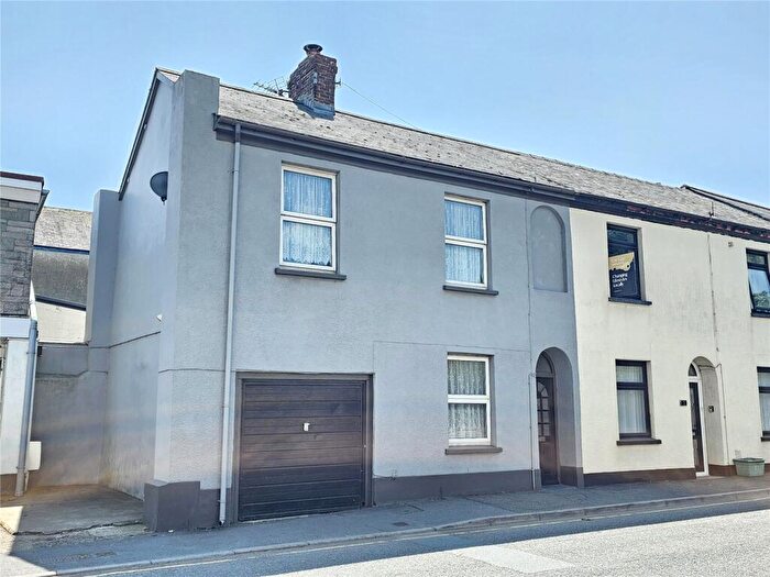 3 Bedroom Semi-Detached House For Sale In Calf Street, Torrington, Devon, EX38