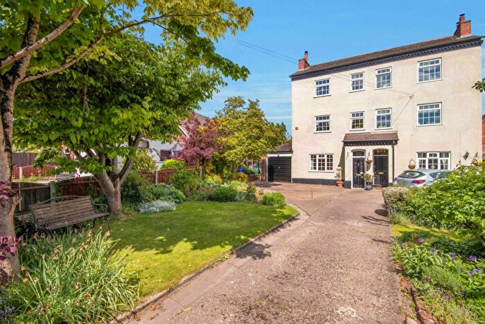 4 Bedroom Semi-Detached House For Sale In Derby Road, Sandiacre, Nottingham, Nottinghamshire, NG10