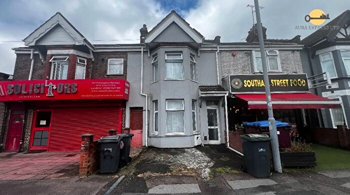 3 Bedroom Terraced House To Rent In Biscot Road, Luton, LU3