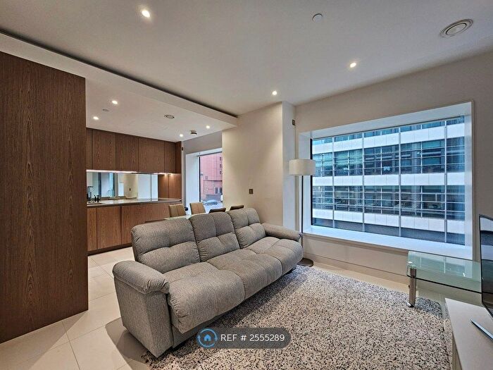 1 Bedroom Flat To Rent In Sugar Quay, London, EC3R