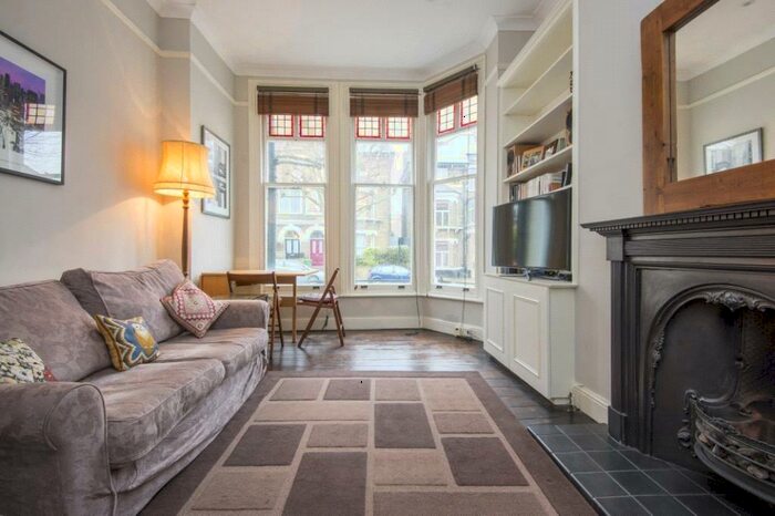 1 Bedroom Flat To Rent In Lady Margaret Road, Kentish Town, London, NW5