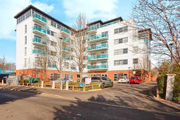 2 Bedroom Apartment For Sale In Military Road, Hilsea, Portsmouth, PO3
