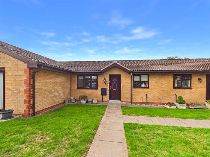 2 Bedroom Bungalow For Sale In Marleyfield Close, Churchdown, Gloucester, GL3