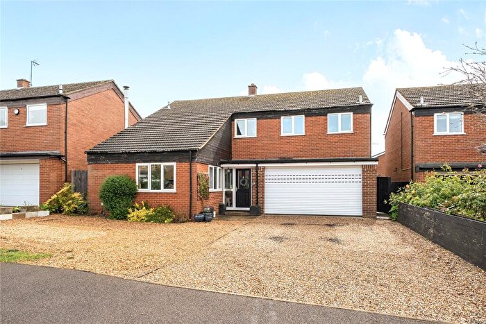 4 Bedroom Detached House For Sale In Huntsmans Way, Milton Ernest, Bedfordshire, MK44