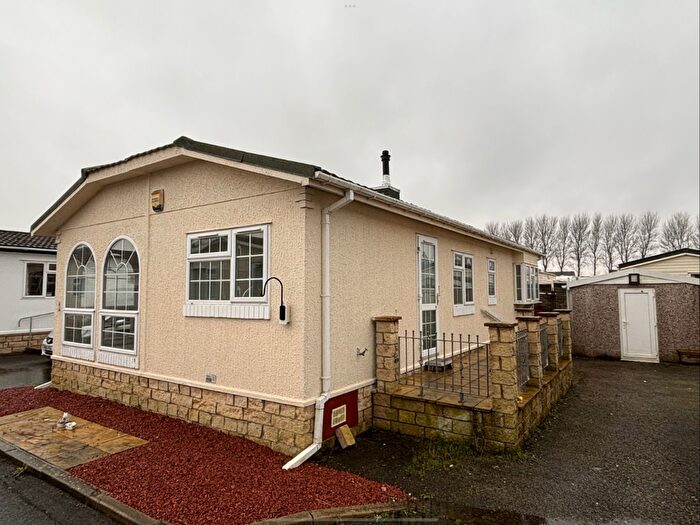 2 Bedroom Park Home For Sale In Www.Hill-Brothers.com Oxcliffe Road, Morecambe, Lancashire, LA3