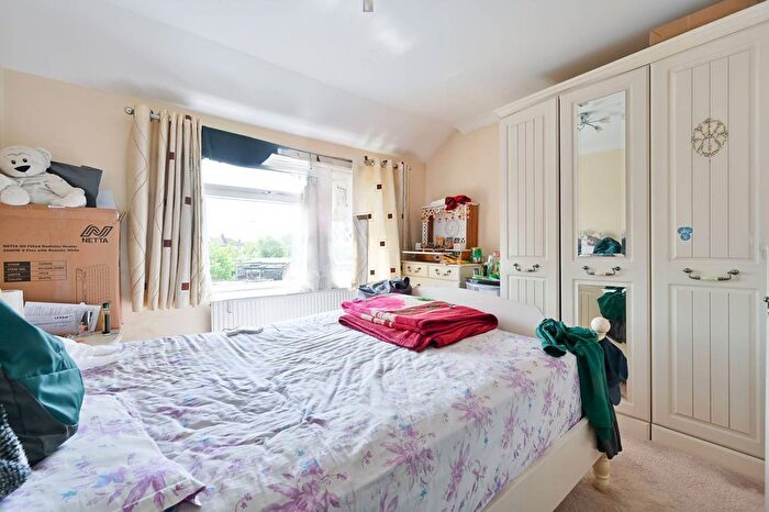 3 Bedroom End Of Terrace House To Rent In Primrose Close, Harrow, HA2