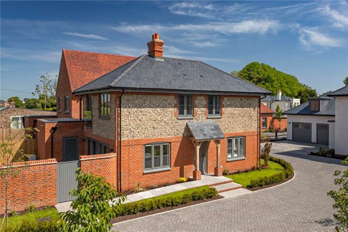 2 Bedroom Detached House For Sale In Millwood, Emsworth, West Sussex, PO10