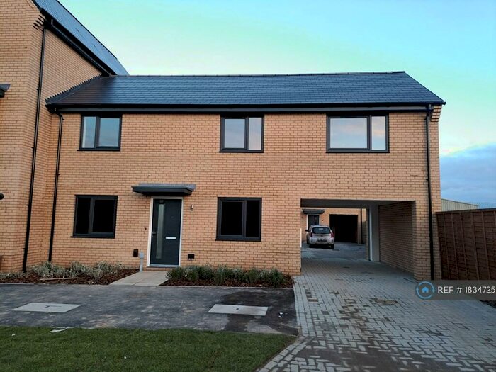 2 Bedroom End Of Terrace House To Rent In Nearne Way, Folkestone, Kent, CT20