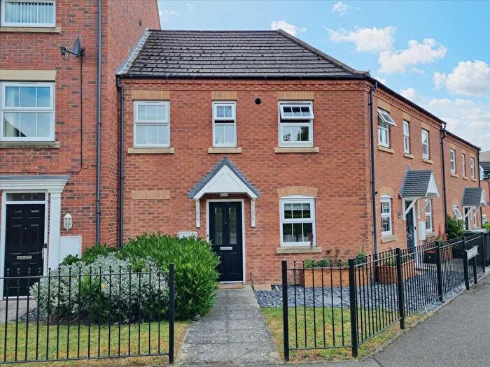 2 Bedroom Apartment For Sale In Pentland Drive, Greylees, Sleaford, NG34