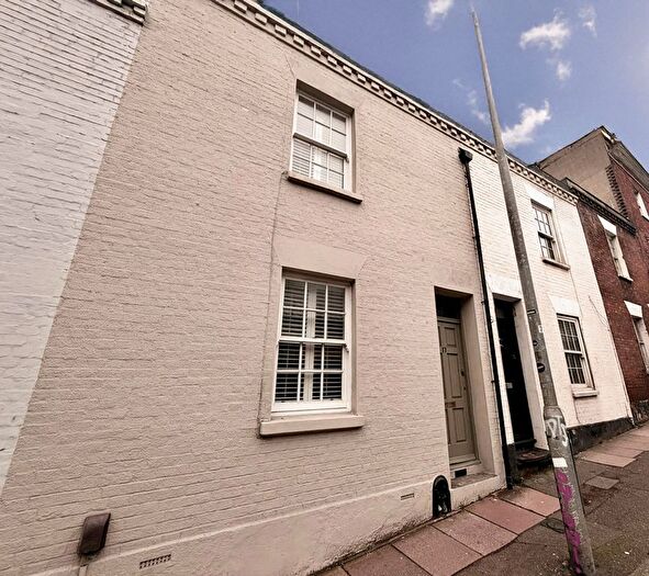 2 Bedroom Terraced House To Rent In Terminus Road, Brighton, BN1