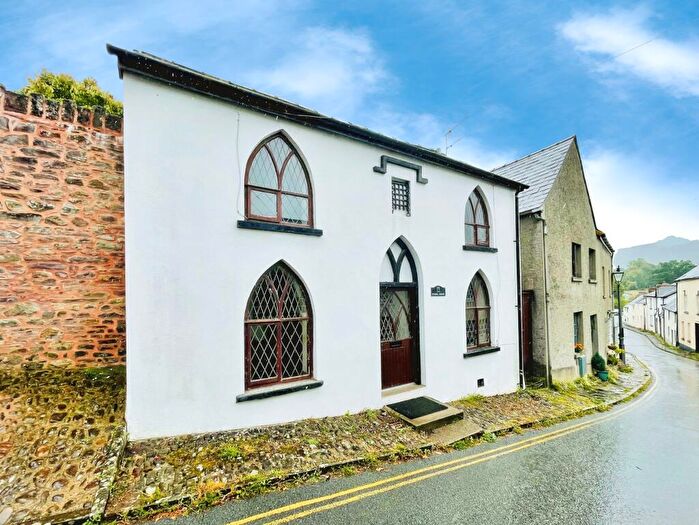 3 Bedroom Detached House To Rent In Bridge Street, Crickhowell, NP8