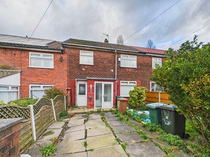 3 Bedroom Terraced House For Sale In Castlerigg Drive, Middleton, Manchester, M24