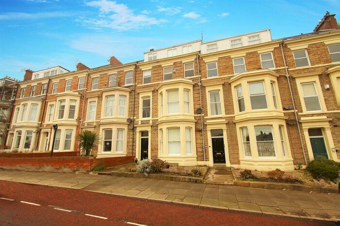 2 Bedroom Flat To Rent In Percy Park, Tynemouth, North Shields, NE30