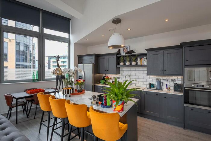 2 Bedroom Flat For Sale In Centralofts, Waterloo Street, City Centre, Newcastle Upon Tyne, NE1