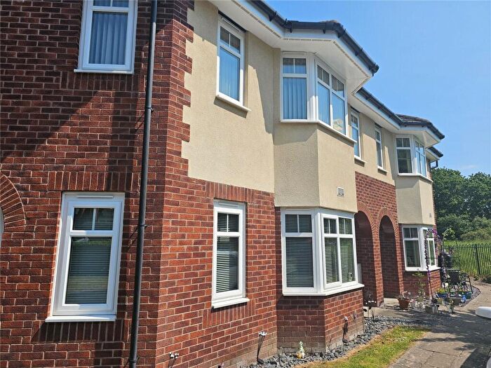 2 Bedroom Apartment To Rent In Bell Court, Northfield, Birmingham, B31