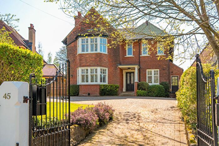 6 Bedroom Detached House For Sale In Rutland Drive, Harrogate, HG1