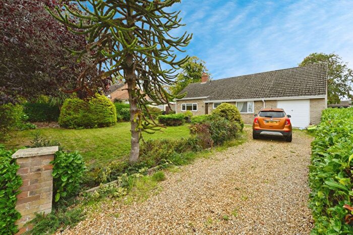 4 Bedroom Bungalow For Sale In Rectory Lane, Watlington, King's Lynn, Norfolk, PE33