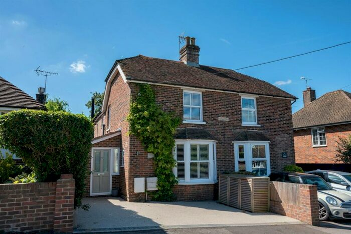 3 Bedroom Semi-Detached House To Rent In Franklin Cottages, St John's Road, Haywards Heath, RH16