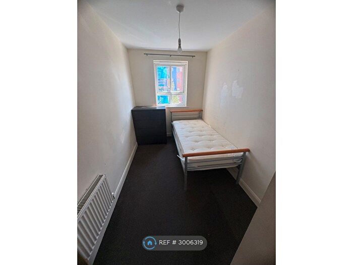 2 Bedroom Flat To Rent In Bedford Court, Preston, PR1