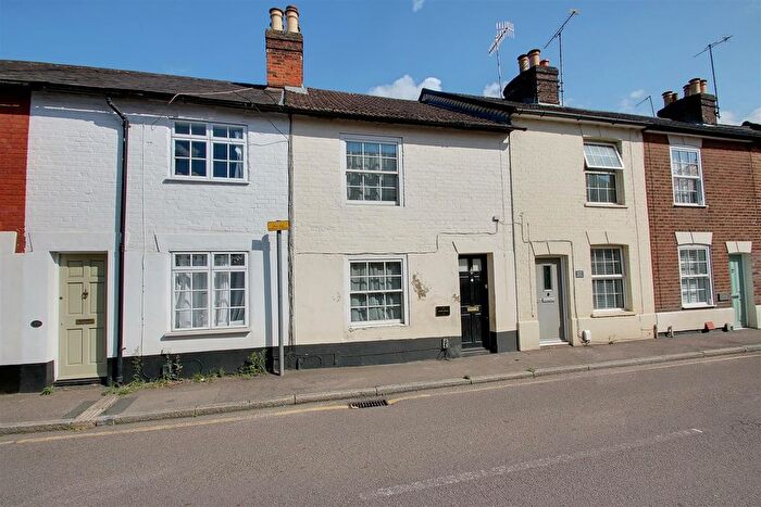2 Bedroom Cottage To Rent In Ravens Lane, Berkhamsted, HP4