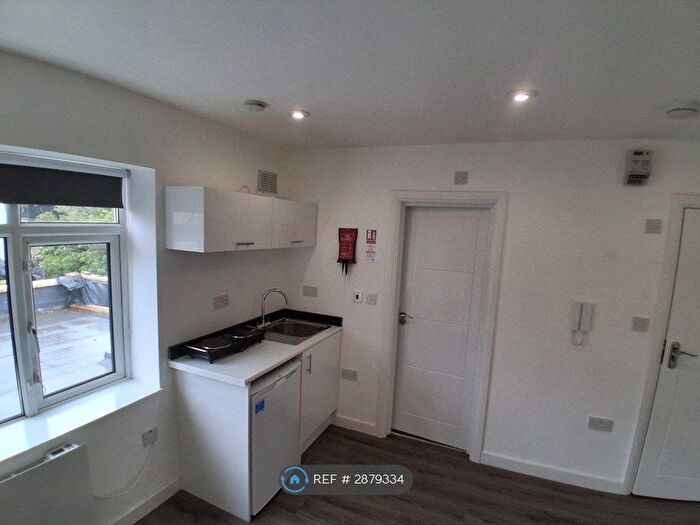 Studio To Rent In Lammas Avenue, Mitcham, CR4