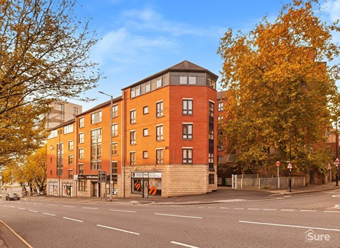 2 Bedroom Apartment To Rent In Chardlace Walk, Nottingham, NG1