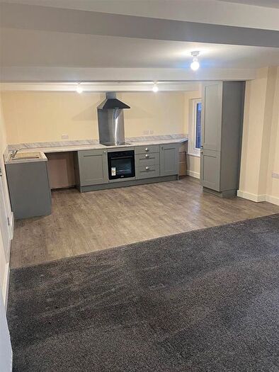 3 Bedroom Flat To Rent In Leases Road, Leeming Bar, DL7