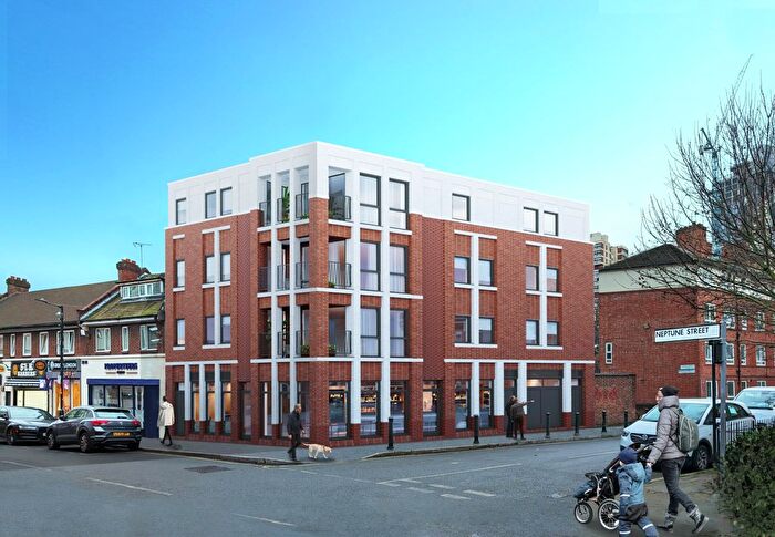 2 Bedroom Flat To Rent In Albion Street, London, SE16